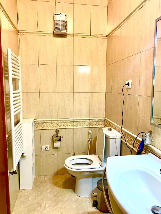 “Stadium” Apartment Tirana Eksteriør billede