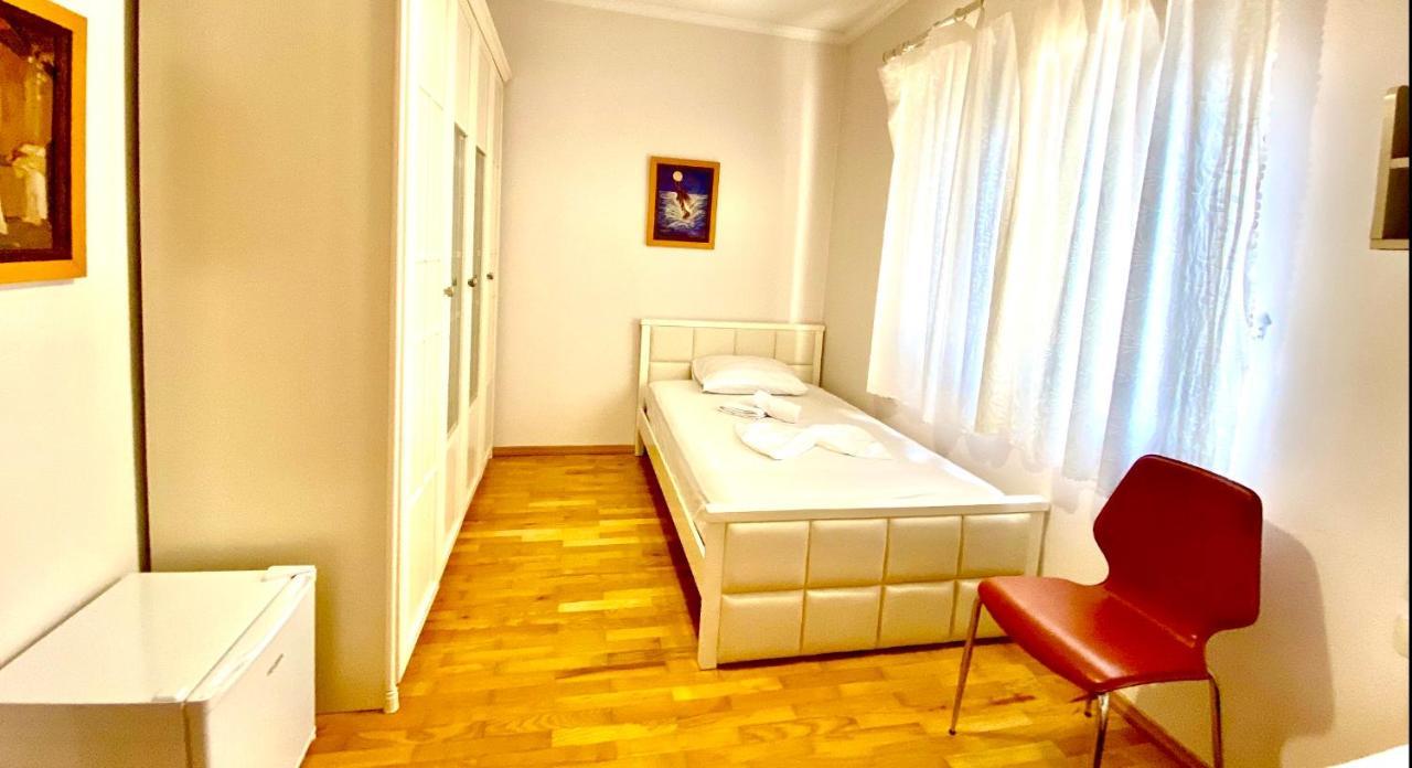 “Stadium” Apartment Tirana Eksteriør billede