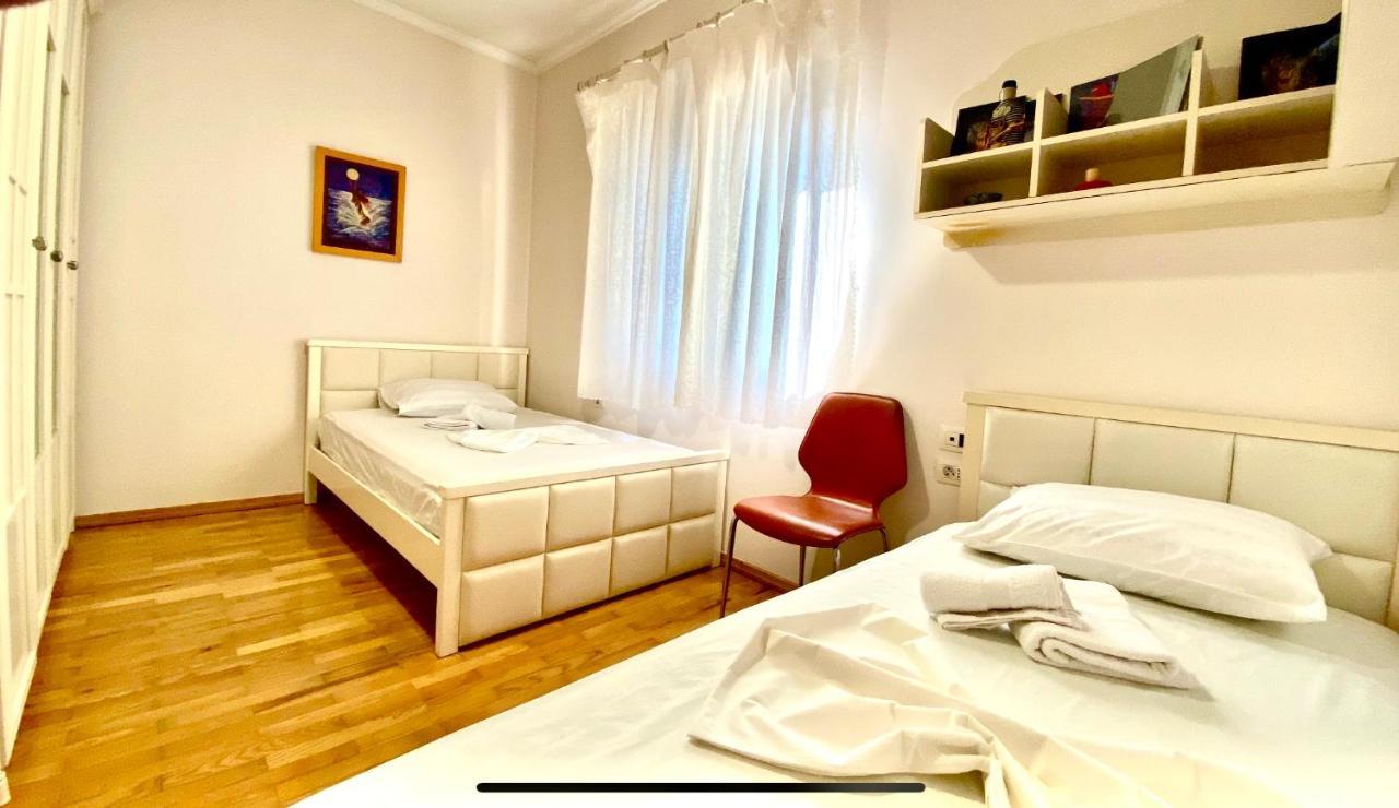 “Stadium” Apartment Tirana Eksteriør billede